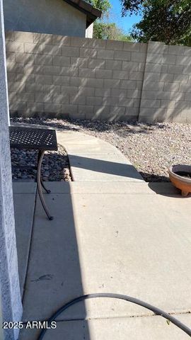 1105 E WONG Way, Phoenix, AZ 85040