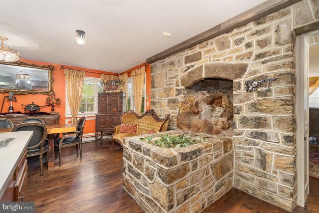 1554 WILLIAMS GROVE RD, Mechanicsburg, PA 17055