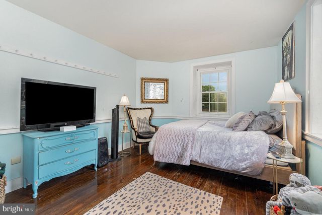 1554 WILLIAMS GROVE RD, Mechanicsburg, PA 17055