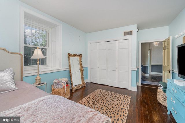 1554 WILLIAMS GROVE RD, Mechanicsburg, PA 17055