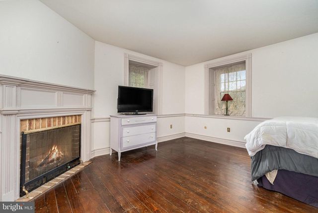 1554 WILLIAMS GROVE RD, Mechanicsburg, PA 17055