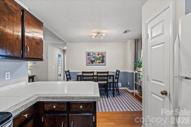 2036 Killarney Place, Charlotte, NC 28262