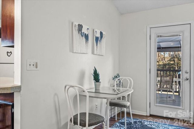 2036 Killarney Place, Charlotte, NC 28262