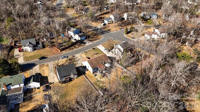 2036 Killarney Place, Charlotte, NC 28262