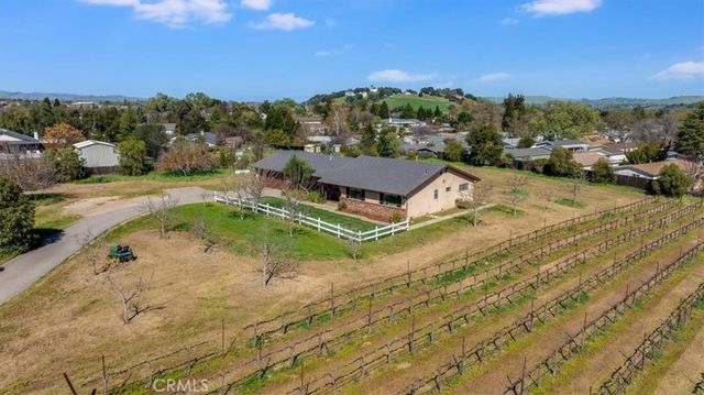 1225 Santa Rita, Templeton, CA 93465