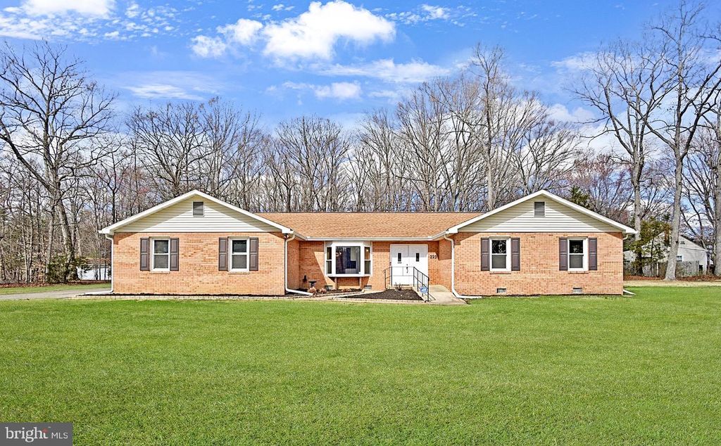 223 MANNING RD E, Accokeek, MD 20607