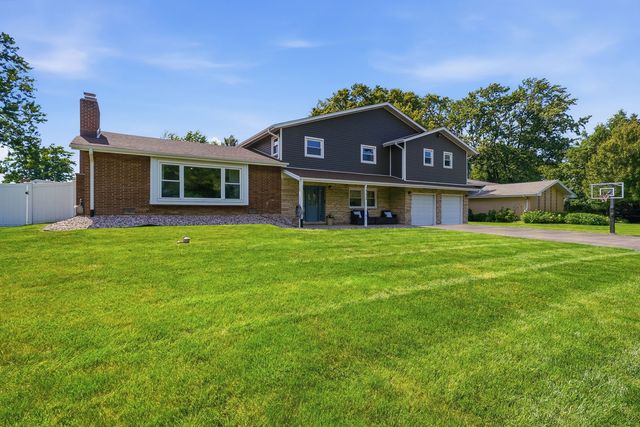14226 S Chickasaw Trail, Homer Glen, IL 60491