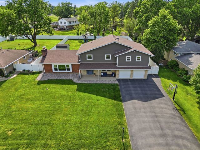 14226 S Chickasaw Trail, Homer Glen, IL 60491