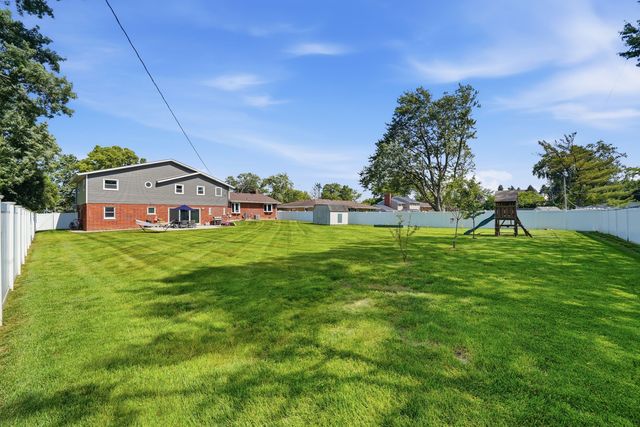 14226 S Chickasaw Trail, Homer Glen, IL 60491