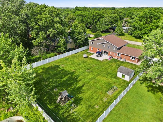 14226 S Chickasaw Trail, Homer Glen, IL 60491