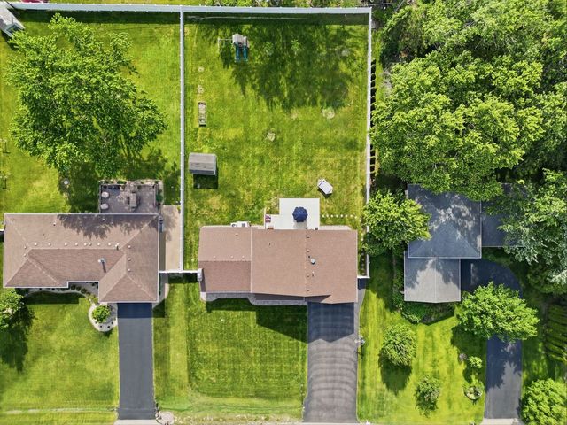 14226 S Chickasaw Trail, Homer Glen, IL 60491
