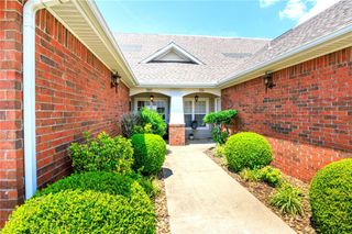 916 Lafayette Street, Rogers, AR 72758