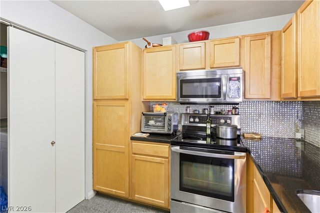 3150 Soft Breezes Dr 1205, Las Vegas, NV 89128