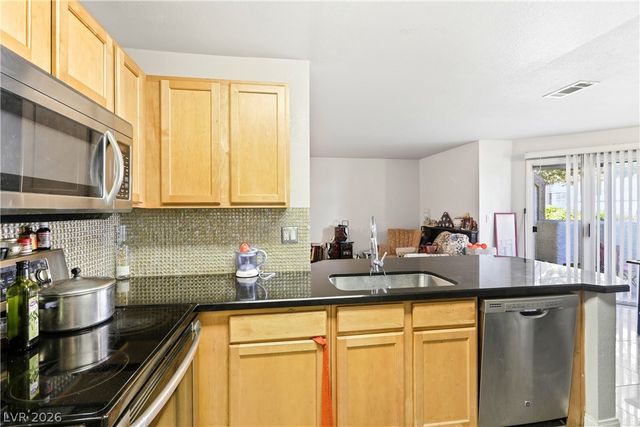 3150 Soft Breezes Dr 1205, Las Vegas, NV 89128