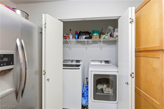 3150 Soft Breezes Dr 1205, Las Vegas, NV 89128