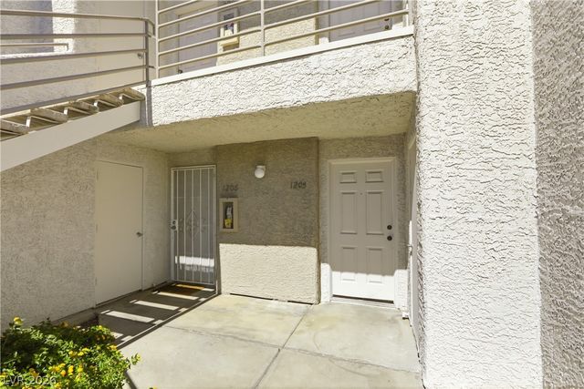 3150 Soft Breezes Dr 1205, Las Vegas, NV 89128