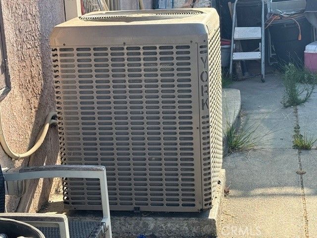 4203 W 104th Street, Inglewood, CA 90304