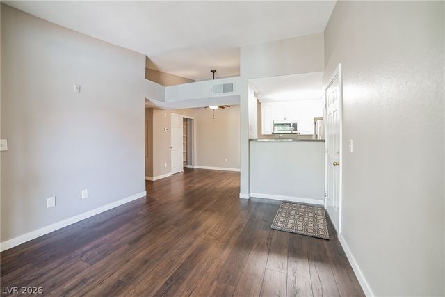 7885 West Flamingo Road 2041, Las Vegas, NV 89147