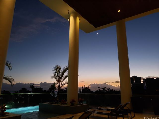223 Saratoga Road 1312, Honolulu, HI 96815