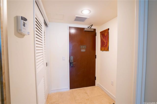 223 Saratoga Road 1312, Honolulu, HI 96815