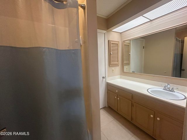 2116 Carmel Drive, Lafayette, LA 70501
