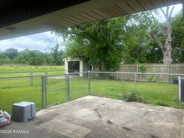 2116 Carmel Drive, Lafayette, LA 70501