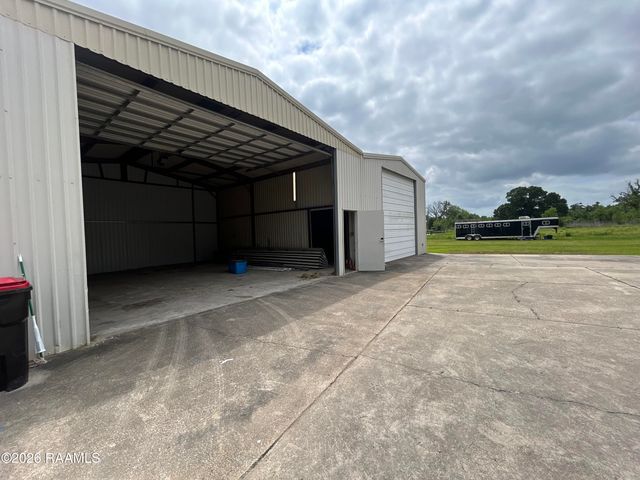 2116 Carmel Drive, Lafayette, LA 70501
