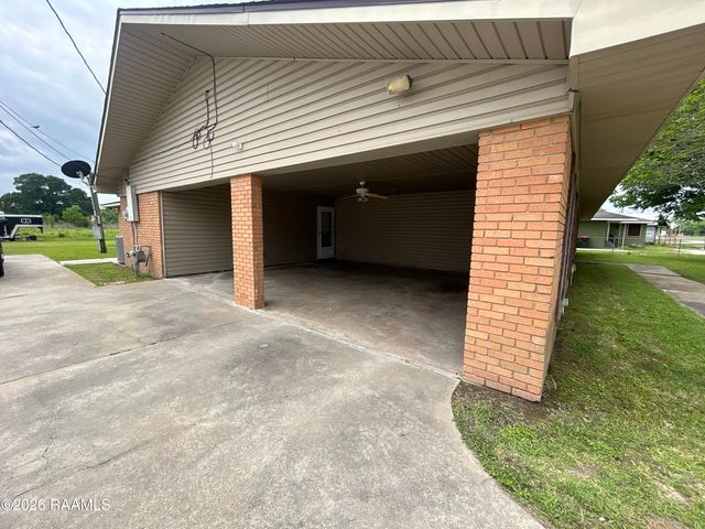 2116 Carmel Drive, Lafayette, LA 70501