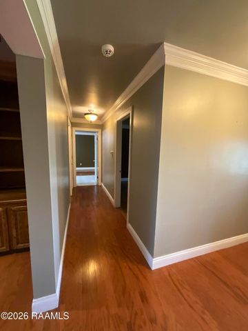 2116 Carmel Drive, Lafayette, LA 70501