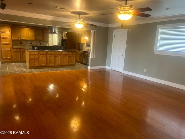 2116 Carmel Drive, Lafayette, LA 70501