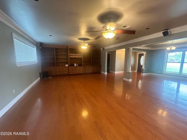 2116 Carmel Drive, Lafayette, LA 70501