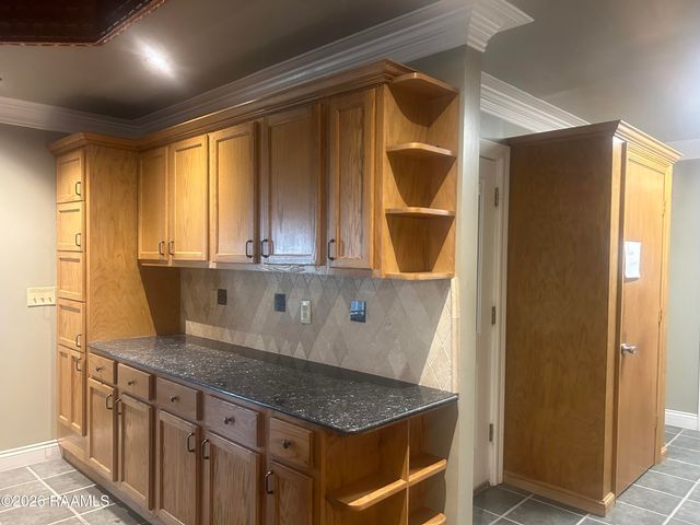 2116 Carmel Drive, Lafayette, LA 70501