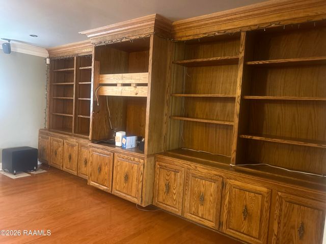 2116 Carmel Drive, Lafayette, LA 70501