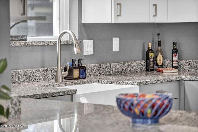 1216 Enterprize Way, Carson City, NV 89703