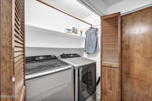 1216 Enterprize Way, Carson City, NV 89703