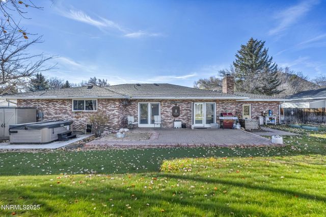 1216 Enterprize Way, Carson City, NV 89703