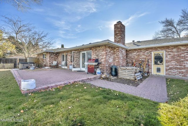 1216 Enterprize Way, Carson City, NV 89703