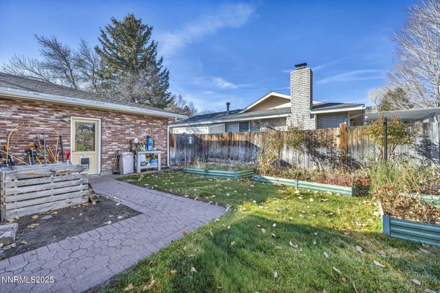 1216 Enterprize Way, Carson City, NV 89703