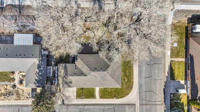 1216 Enterprize Way, Carson City, NV 89703