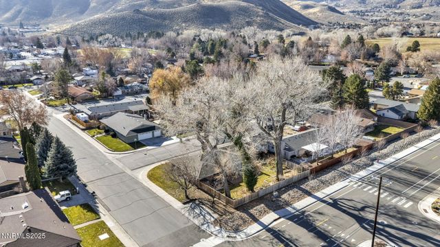 1216 Enterprize Way, Carson City, NV 89703