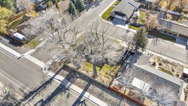 1216 Enterprize Way, Carson City, NV 89703