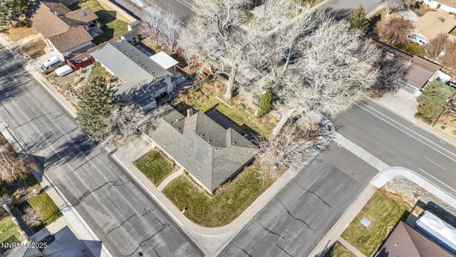 1216 Enterprize Way, Carson City, NV 89703