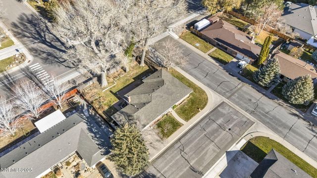 1216 Enterprize Way, Carson City, NV 89703