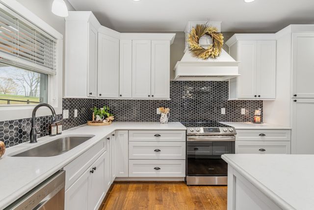 794 Brights Ln, Gallatin, TN 37066