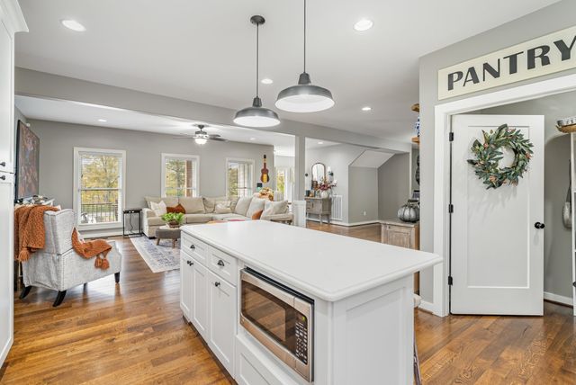 794 Brights Ln, Gallatin, TN 37066