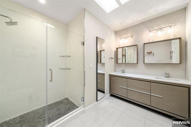 300 Gorge Road 57, Cliffside Park, NJ 07010