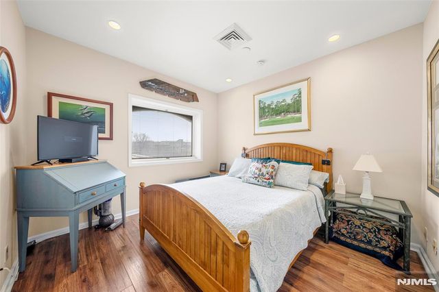 300 Gorge Road 57, Cliffside Park, NJ 07010