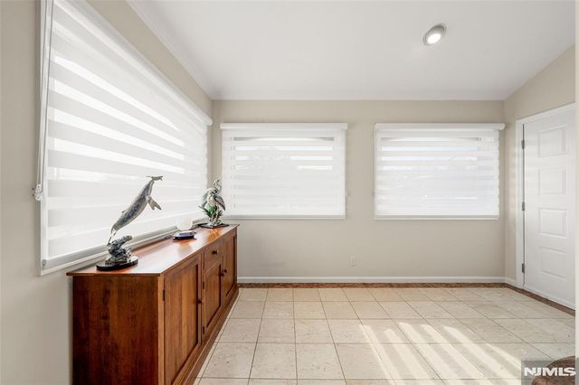 300 Gorge Road 57, Cliffside Park, NJ 07010