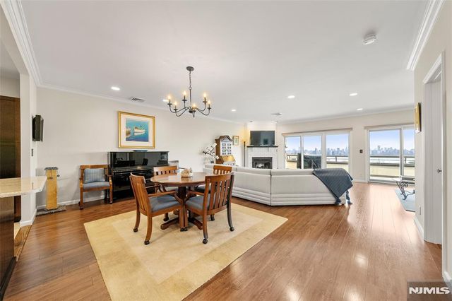 300 Gorge Road 57, Cliffside Park, NJ 07010