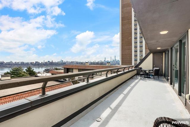 300 Gorge Road 57, Cliffside Park, NJ 07010